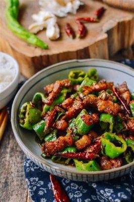  Spicy Stir-fried Pork Belly with Potatoes and Green Peppers: Can This Humble Dish Conquer Your Taste Buds?