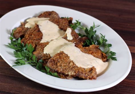 Chicken-Fried Steak and Gravy – A Southern Comfort Food Symphony Bursting With Crispy Battered Flavor!