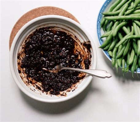  Steamed Blood Pudding With Fermented Black Beans! A Savory and Aromatic Fusion for Adventurous Palates